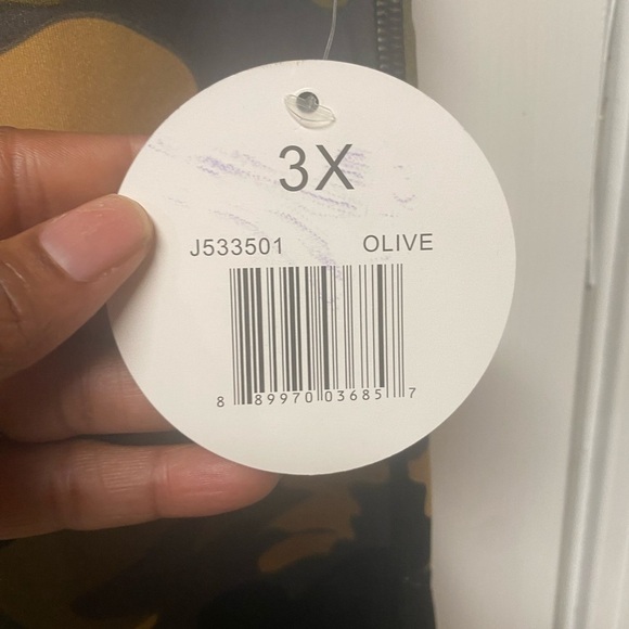 R2 Sport plus size 3X  camo highwaist mesh leggings - Picture 4 of 10